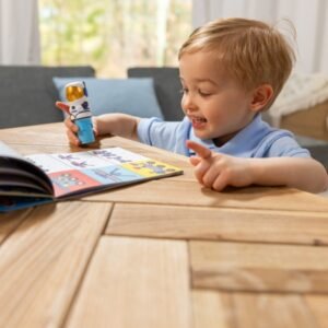 03 Melissa & Doug Sticker WOW! Astronaut - Activity Pad & Sticker Stamper